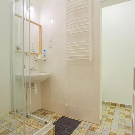 Cosy Flat In Akacfa Str., Aya